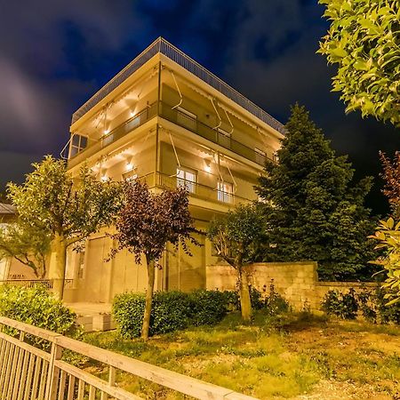 Luxury Apartment Vol 2 Close To The Lake 约阿尼纳 外观 照片